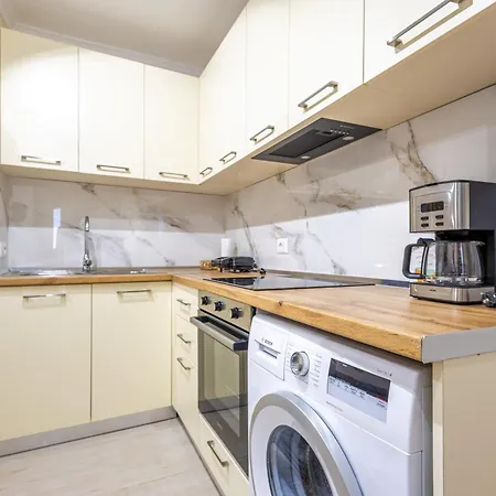 Daire 15 Min Form Center - Easy Access - Modern House
